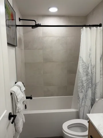 Brand new one bedroom + flex room condo near Kelowna General Hospital